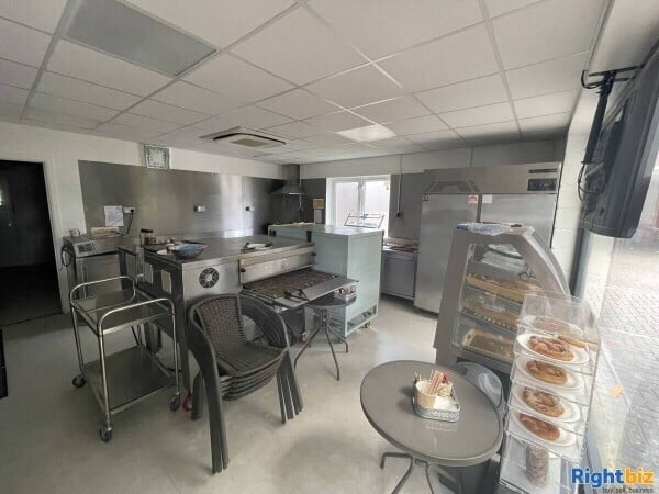 LeaseHold Bakery or Pizza Shop Premises For Sale In Hayes London Photo 3
