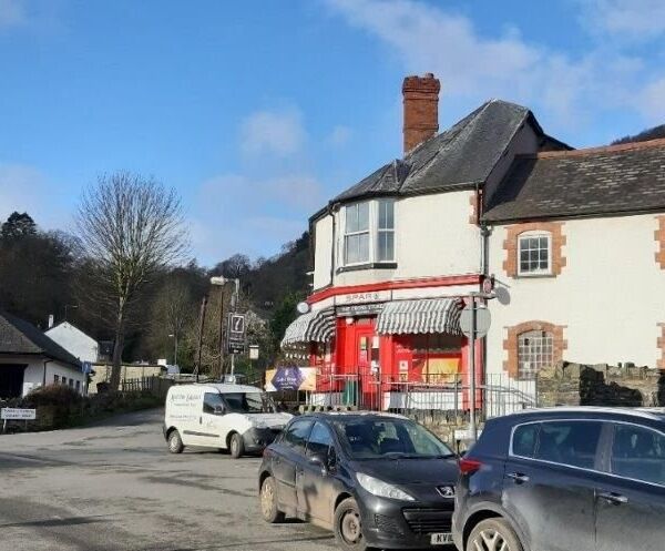 SPAR with POST OFFICE - Nr Wrexham Photo 3