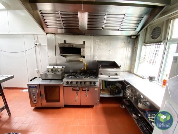 LICENSED RESTAURANT: MACCLESFIELD: Photo 3