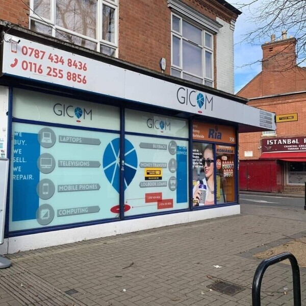 RETAILER OF ELECTRONIC DEVICES AND MONEY TRANSFER POINT Photo 3
