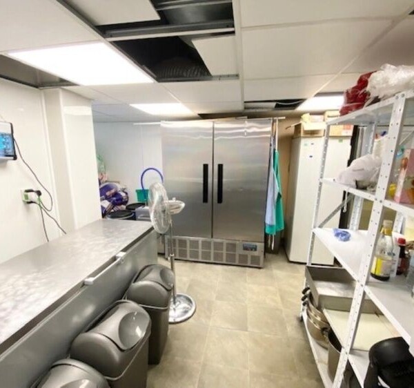 Leasehold Fish & Chip Takeaway Located In Redditch Photo 3