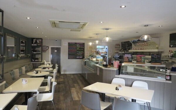 Very Well-known, Popular Café/ Deli Photo 3