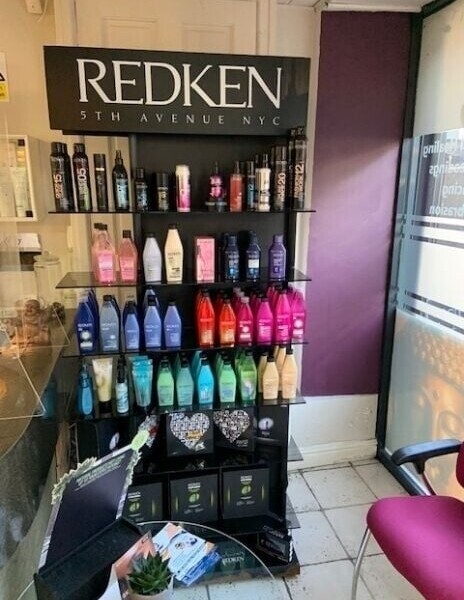 High Street Hair & Beauty Salon West Midlands Photo 3
