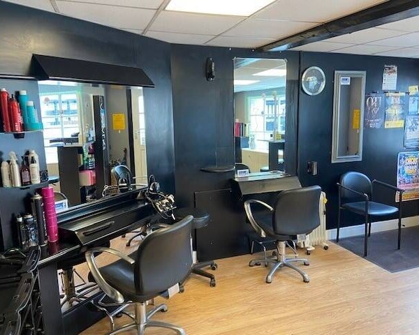 Established Hair Salon Knowle Solihull West Midlands Photo 3