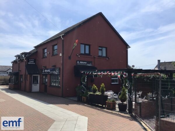 PRICE REDUCED: STRONG SALES RESTAURANT WITH AIRBNB FLAT INCOME, VALE OF GLAMORGAN Photo 3