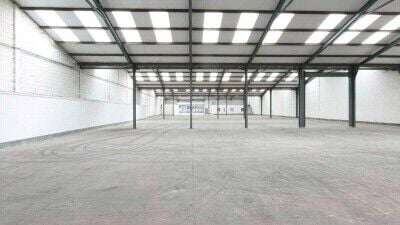 Unit to Let in Swindon, 20,000 sqft, no premium, amazing hight, with yard. Prime Location Unit to Let in Swindon, 20,000 sqft, no premium, amazing hight, with yard. Prime Location