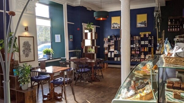 Popular licensed Cafe/Bistro for sale in Leith Photo 3