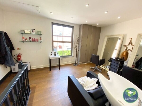 HAIR & BEAUTY SALON: WILMSLOW: Photo 3