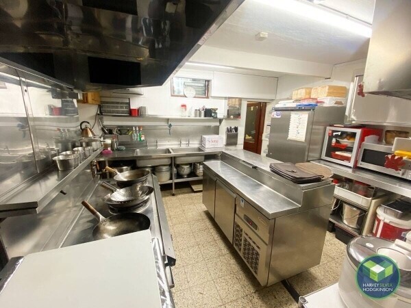 FREEHOLD TRADITIONAL FISH & CHIPS: HOLLINGWORTH, HYDE: Photo 3