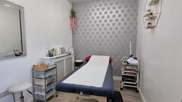 Well Fitted and Established Beauty and Nail Salon Photo 3