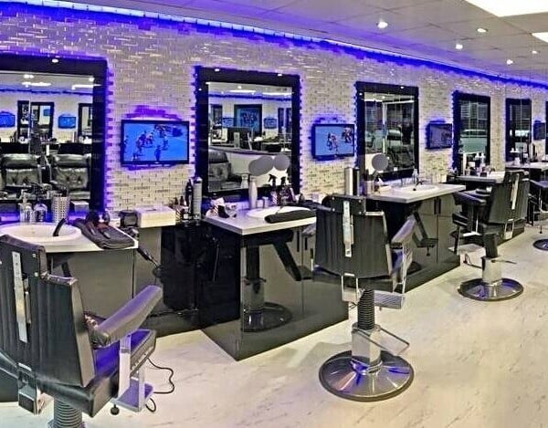 Cutting Edge, Bright Barber Shop in London Photo 3