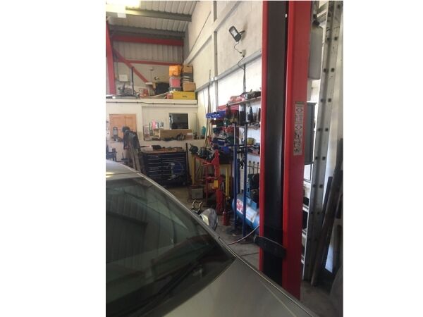 Extremely well established MOT Testing business for sale Photo 3