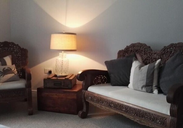 Freehold Wine Bar & Coffee House with 3 Boutique Letting Rooms Located In Newquay Photo 3