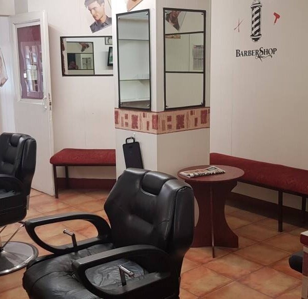 Leasehold Barber shop for sale. New Photo 3