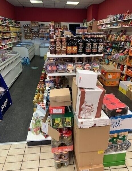 Licensed Retailer of Imported Food & Drink Rugby Photo 3
