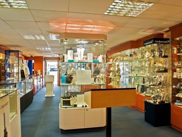 Well established Jewellers located on the Fylde Coast Photo 3