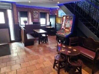 Busy, well established pub within Paisley's main licensed circuit and close to University. Photo 3