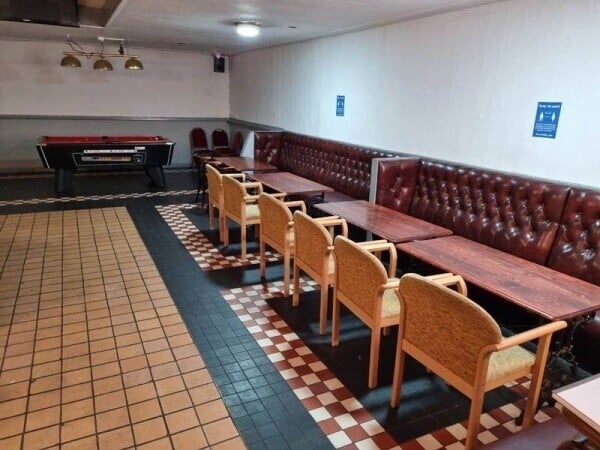 Established community public house, close to all amenities within housing estate in Motherwell