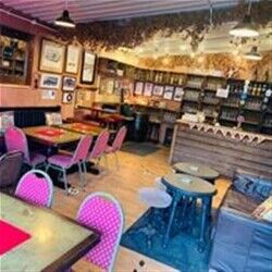 Free House Craft Ale Bar in Northwich Photo 3