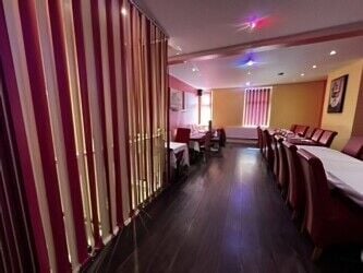 Family run Indian restaurant for sale