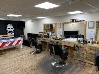 Leasehold barber shop for sale Photo 3