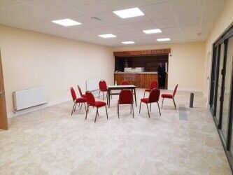WEST GLAMORGAN - DULAIS VALLEY - FORMER SOCIAL CLUB TO BE LET ON SENSIBLE TERMS Photo 3