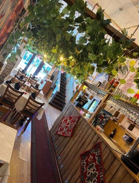 Authentic Licensed Lebanese Restaurant for Sale in Chesham Photo 3