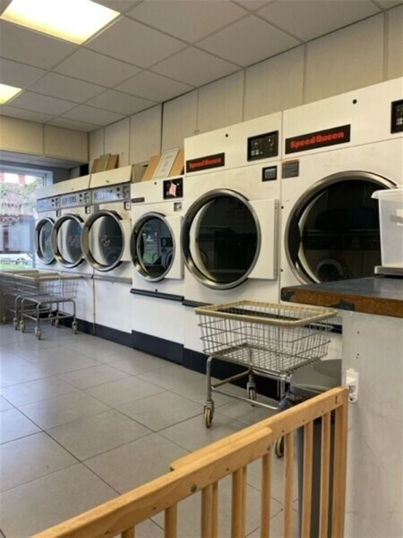 Long-Established and Profitable Laundry and Ironing Business in Bishops Stortford Photo 3
