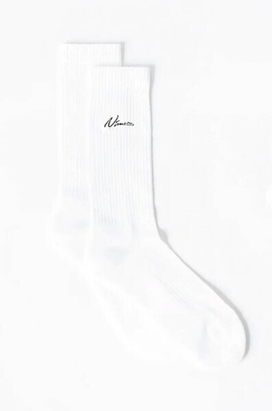 AN E-COMMERCE CLOTHING BUSINESS Photo 3
