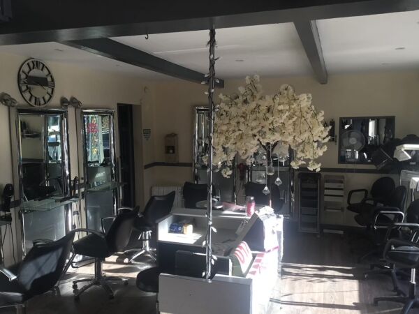 Freehold Hair Salon & Barbers + Accom - Ramsbottom Photo 3