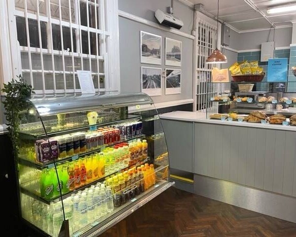 LEASEHOLD STATION  CAFE/COFFEE SHOP Photo 3