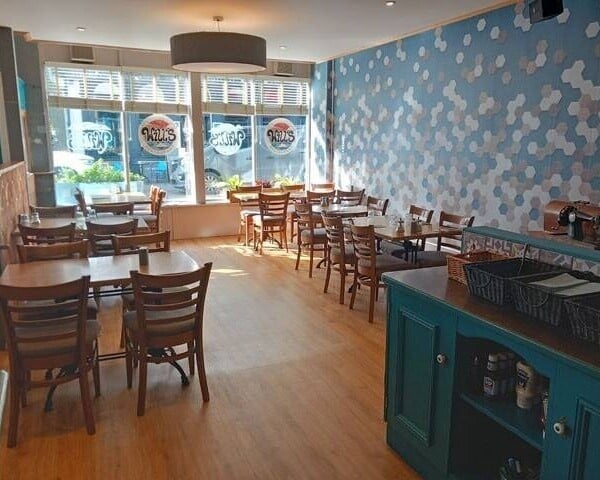 TENBY - RECENTLY REFURBISHED RESTAURANT IN PRIME HIGH STREET LOCATION Photo 3