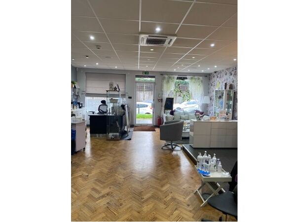 Well Established Beauty Salon For Sale Photo 3