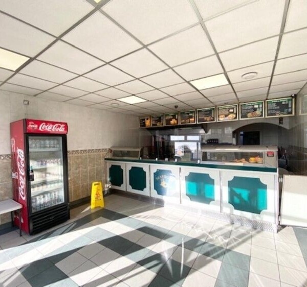 Freehold Fish & Chip Takeaway Located In Bidford on Avon Photo 3