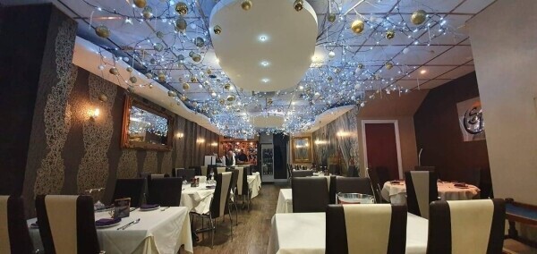 Established Indian restaurant for sale in Droitwich, Worcestershire. Photo 3