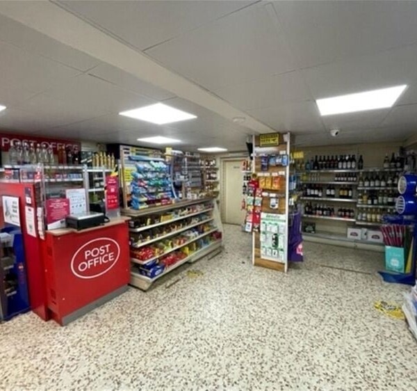 *REDUCED FOR QUICK SALE* Profitable and Well-Established Off Licence/Convenience Store and Post Office in Prime Location Photo 3