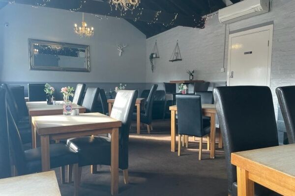 Coffee Shop & Tapas/Cocktail Bar - Bedfordshire Photo 3