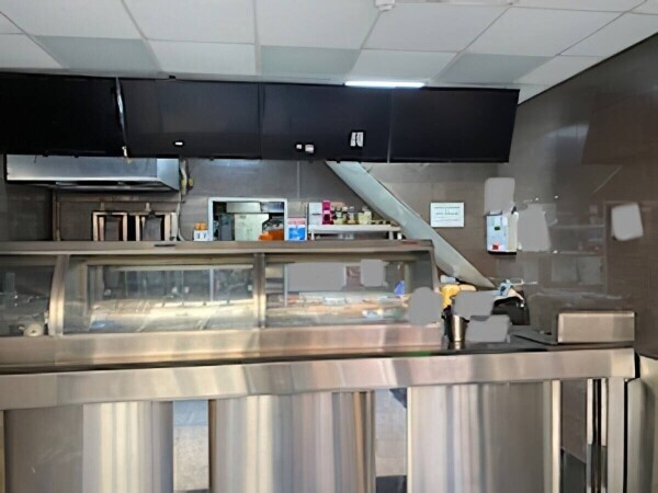 HIGH TURNOVER FISH CHIPS AND PIZZA TAKEAWAY FOR SALE IN NORTHUMBERLAND Photo 3