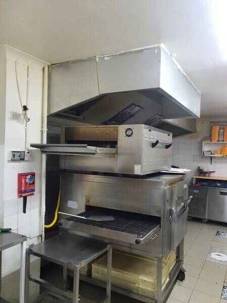 Italian pizza takeaway for sale in Huntingdon Photo 3
