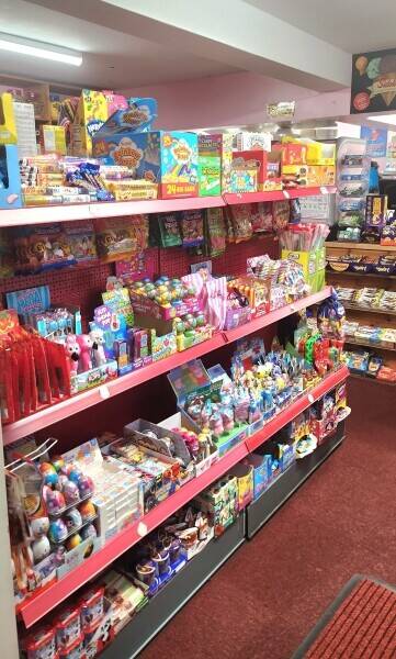 Popular and Well Known Dessert and Sweet Shop in Pontypridd, Wales Photo 3