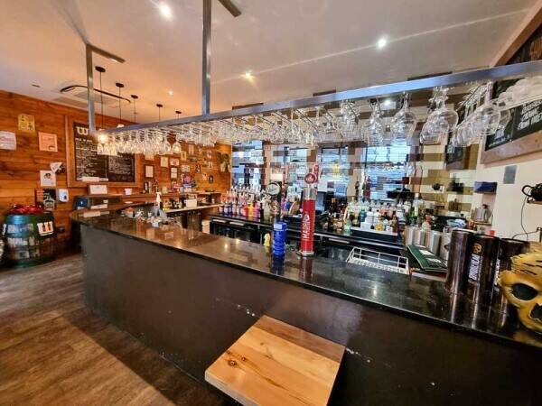 Fully fitted Bar & Restaurant opportunity in heart of Greenock town centre Photo 3