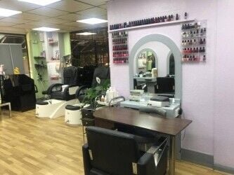 Leasehold hair and beauty salon for sale in Northwood