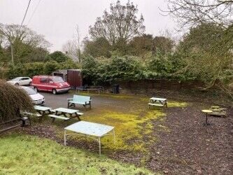 WILTSHIRE - VILLAGE FREE HOUSE WITH LETTING POTENTIAL WILTSHIRE - VILLAGE FREE HOUSE WITH LETTING POTENTIAL