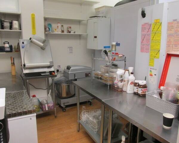 LEASEHOLD PIZZA TAKEAWAY & DELIVERY BUSINESS (CLOSED) Photo 2