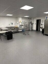 Fully equipped catering unit in Warrington 
