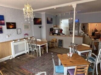 SUCCESSFUL TEA ROOMS  LOCATED IN PICTURESQUE VILLAGE  OF LINDFIELD, SUSSEX Photo 3