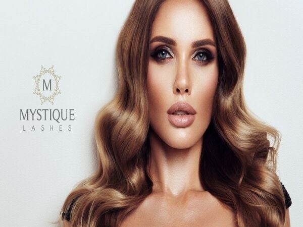 Highly Rated Eyelash Extension treatments business for sale