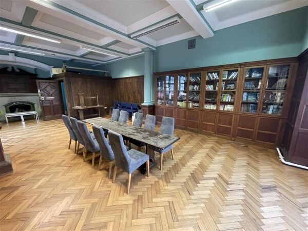Old Library & Cornish Rooms To Let For Sale in Newton Abbot Old Library & Cornish Rooms To Let For Sale in Newton Abbot