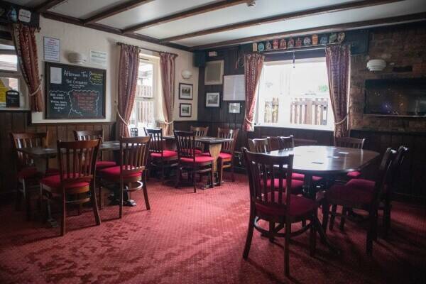 KENT - POPULAR COMMUNITY PUB Photo 3