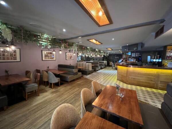 Beautifully presented Bar and Restaurant in Penicuik, Midlothian. (ref 1555) Photo 3